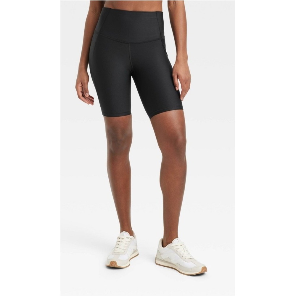 All In Motion Women's Effortless Support High Rise Pocketed Bike Shorts Black M